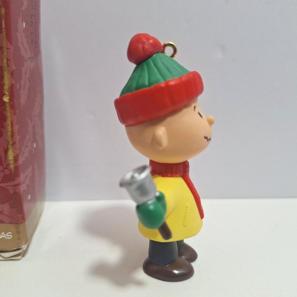 Hallmark Keepsake Charlie Brown Christmas Ornament 1995 30th Anniversary - Picture 5 of 16